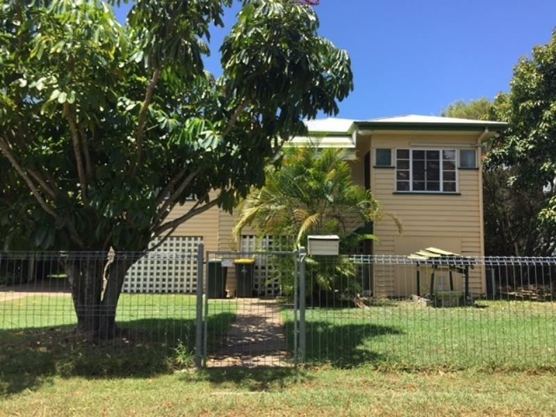 7 Cowap Street, Park Avenue QLD 4701
